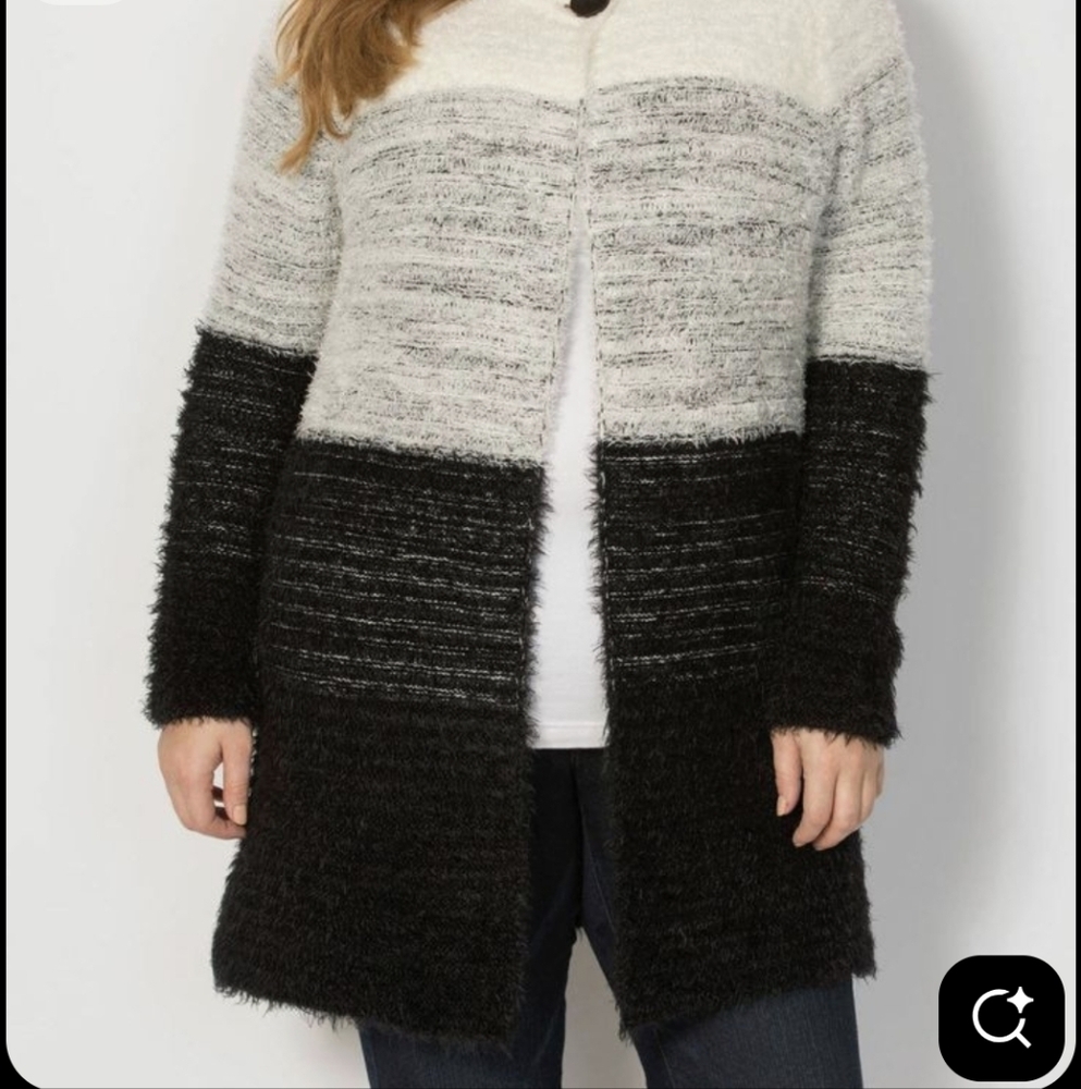 Women's Black and White Cardigan Sweater